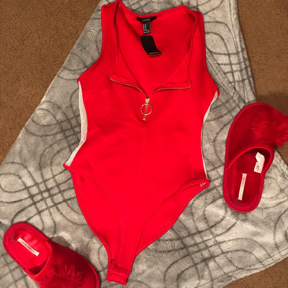Women’s bodysuit